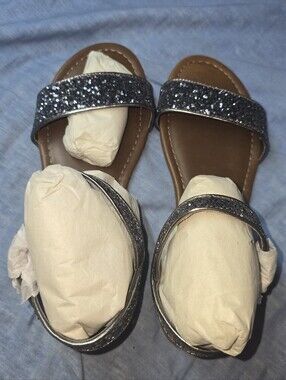 Material Girl Sparkle Sandals Silver Glitter Strap Tan Footbed Size 7M